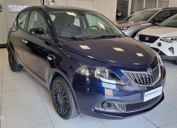 Lancia Ypsilon - immagine 2