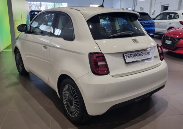 FIAT 500e - immagine 3