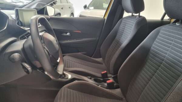 PEUGEOT 208 - immagine 10