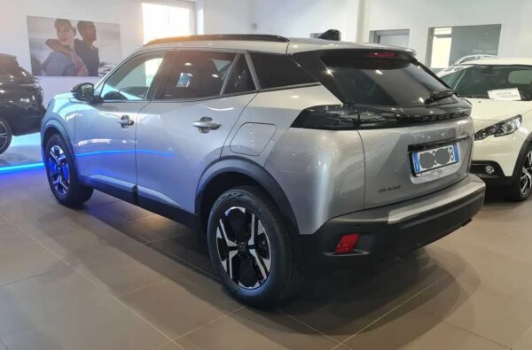 PEUGEOT NUOVA 2008 - immagine 3