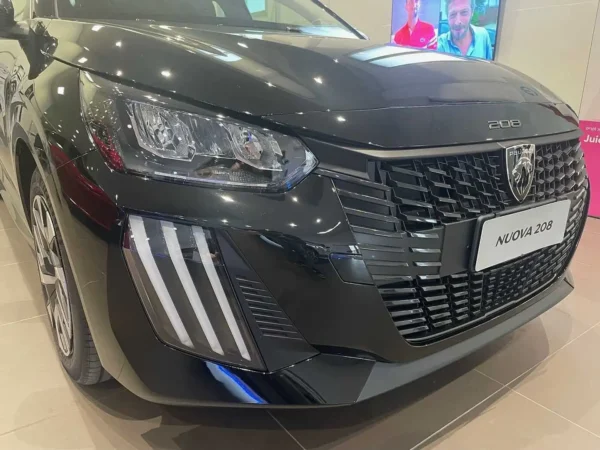 PEUGEOT NUOVA 208 - immagine 3