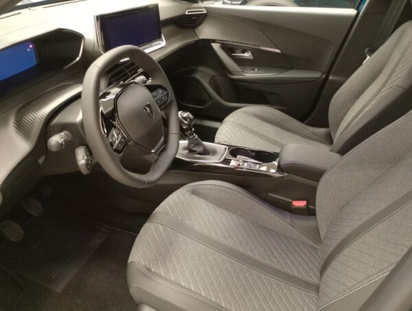 PEUGEOT NUOVA 2008 - immagine 5