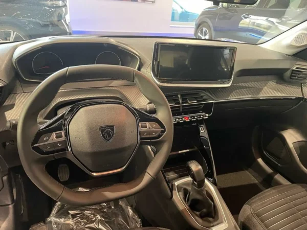 PEUGEOT NUOVA 208 - immagine 7
