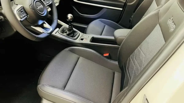 JEEP AVENGER - immagine 8