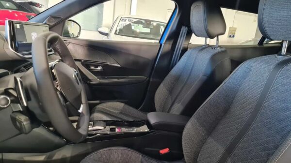 PEUGEOT NUOVA 2008 - immagine 9