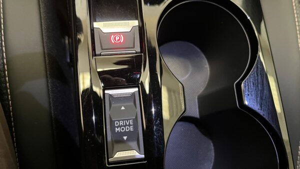 PEUGEOT NUOVA 2008 - immagine 9