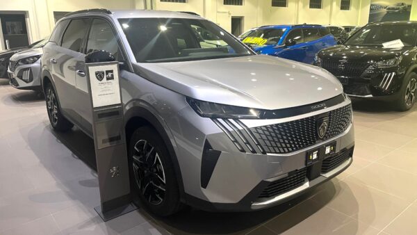 PEUGEOT 5008 - immagine 2