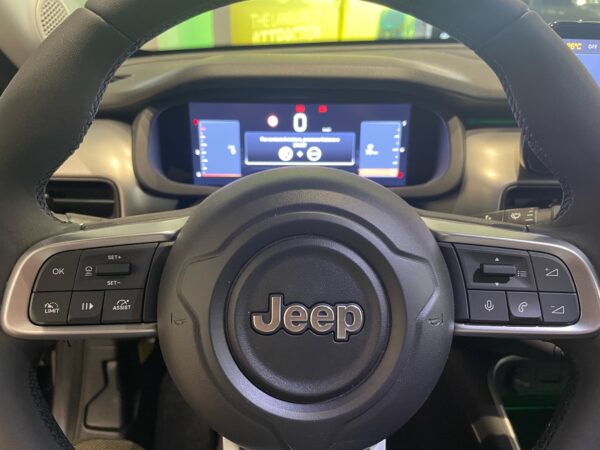 Jeep Avenger - immagine 11