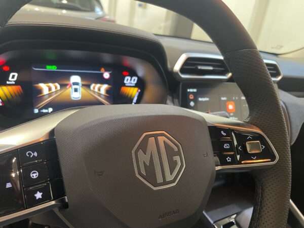 MG NUOVA ZS HYBRID - immagine 12